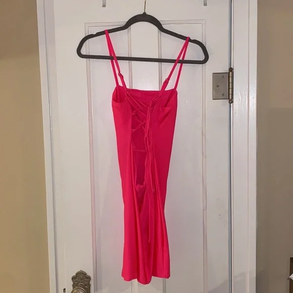 Neon Pink Body-con mini dress - Picture 3 of 5